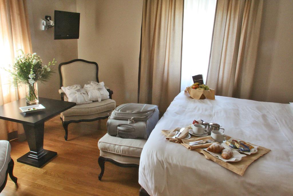 Ambasciatori Place Hotel Ф'юджі Екстер'єр фото
